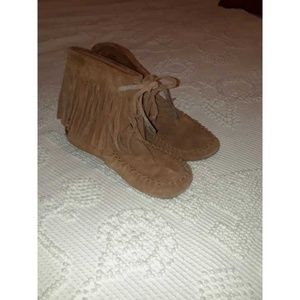 ALDO Ankle Fringe Mocosians